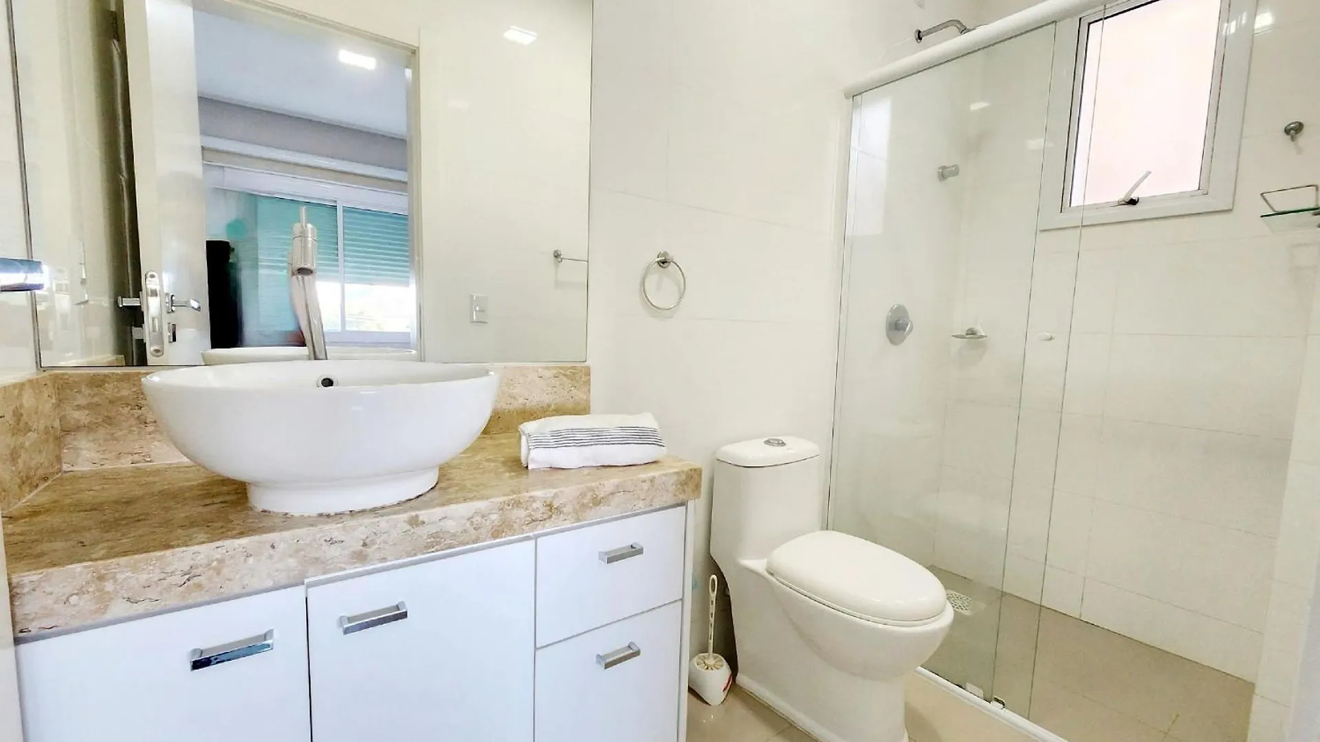 Apartamento frente mar Mariscal Bombinhas